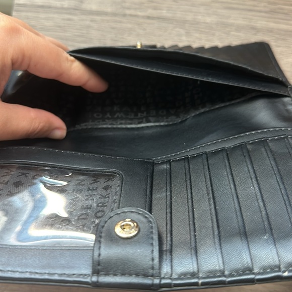 Kate spade wallet - Picture 6 of 6